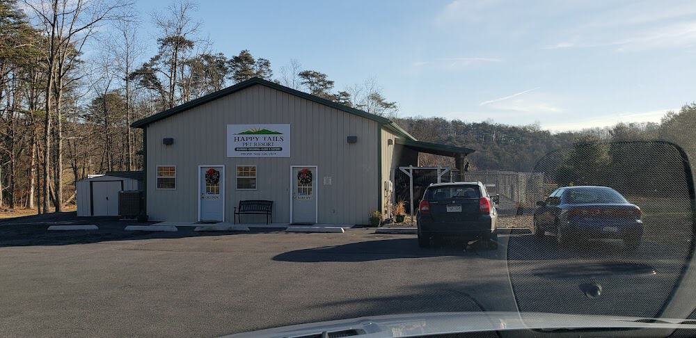 Happy Tails Pet Resort